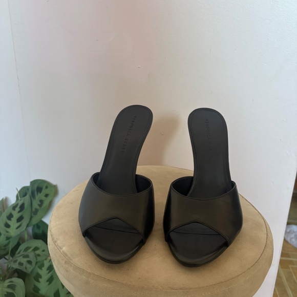 Veronica Beard sandal - Picture 2 of 4